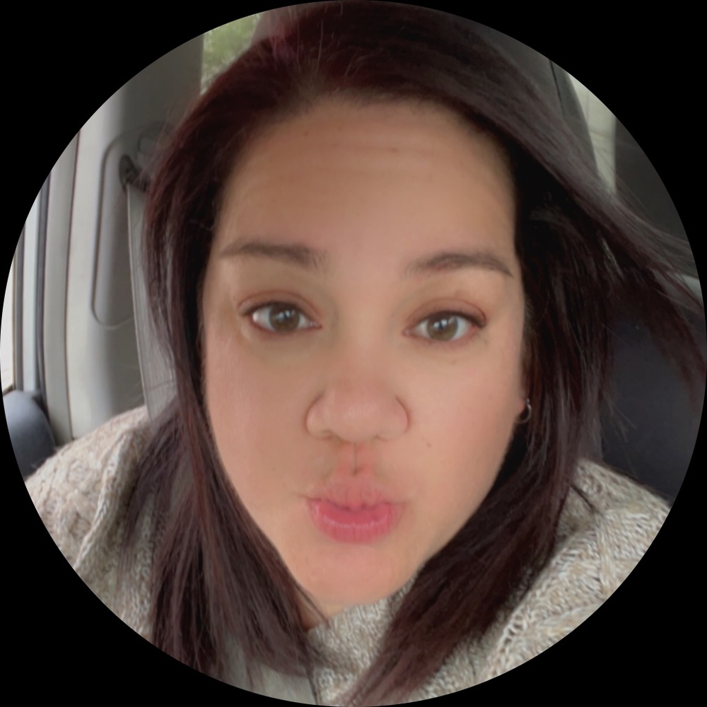 Meet your Posher, Niki